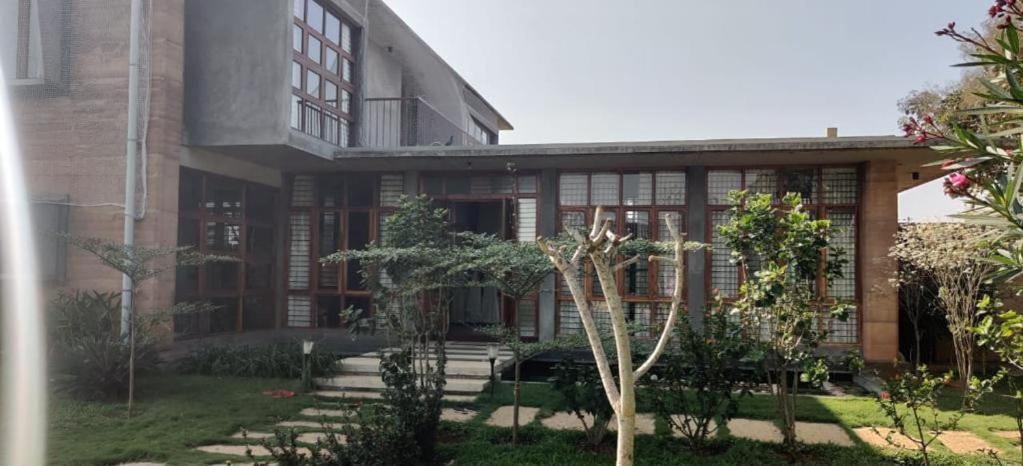 Serene Meadows Villa Bangalore Eksteriør bilde